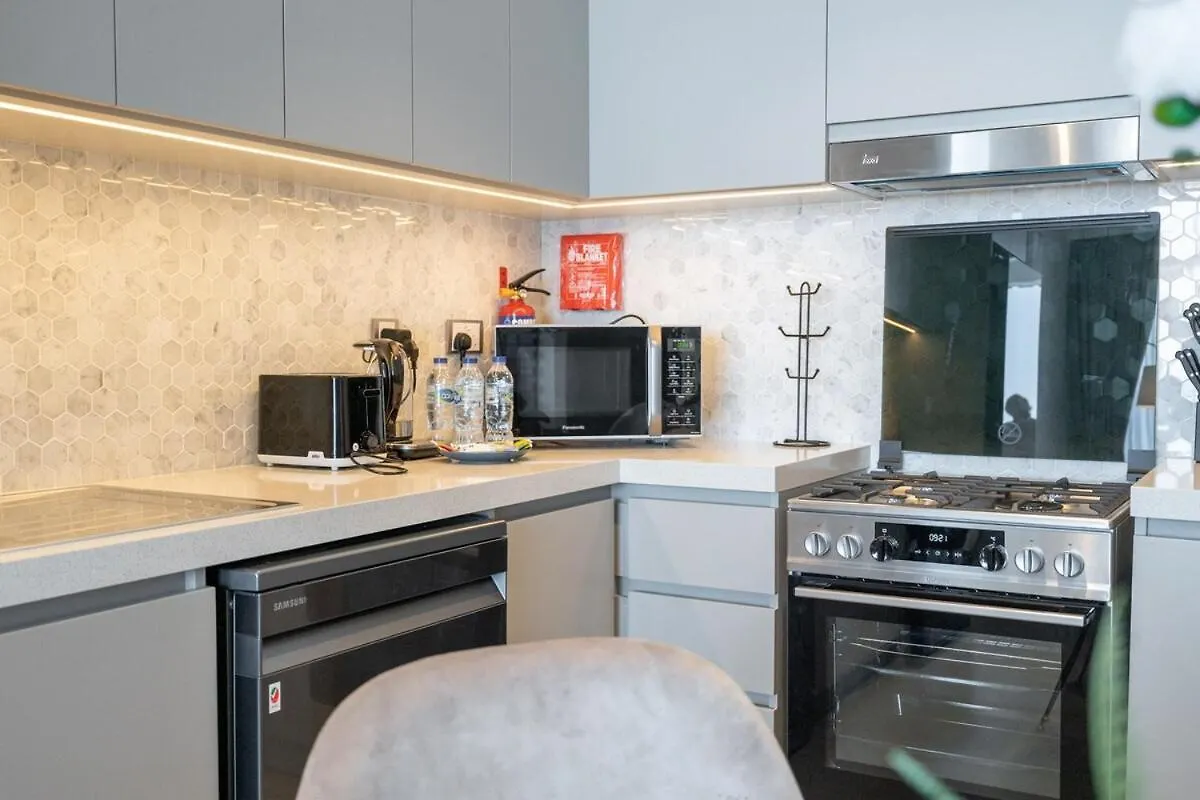 Stylish 2-Bed Oasis With Pool In Peaceful Creek Harbour Apartment Dubai