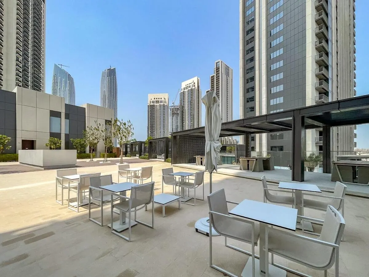 דירות דובאי Stylish 2-Bed Oasis With Pool In Peaceful Creek Harbour